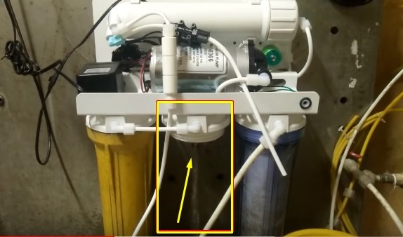 Lỗi thường gặp của máy lọc nước RO- Kiểm tra nước cấp qua cốc số 2